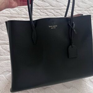 Kate Spade New York shoulder bag